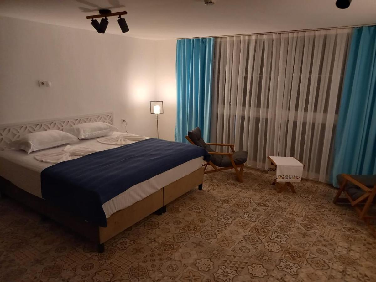 Apelles Butik Otel Сеферихисар Экстерьер фото